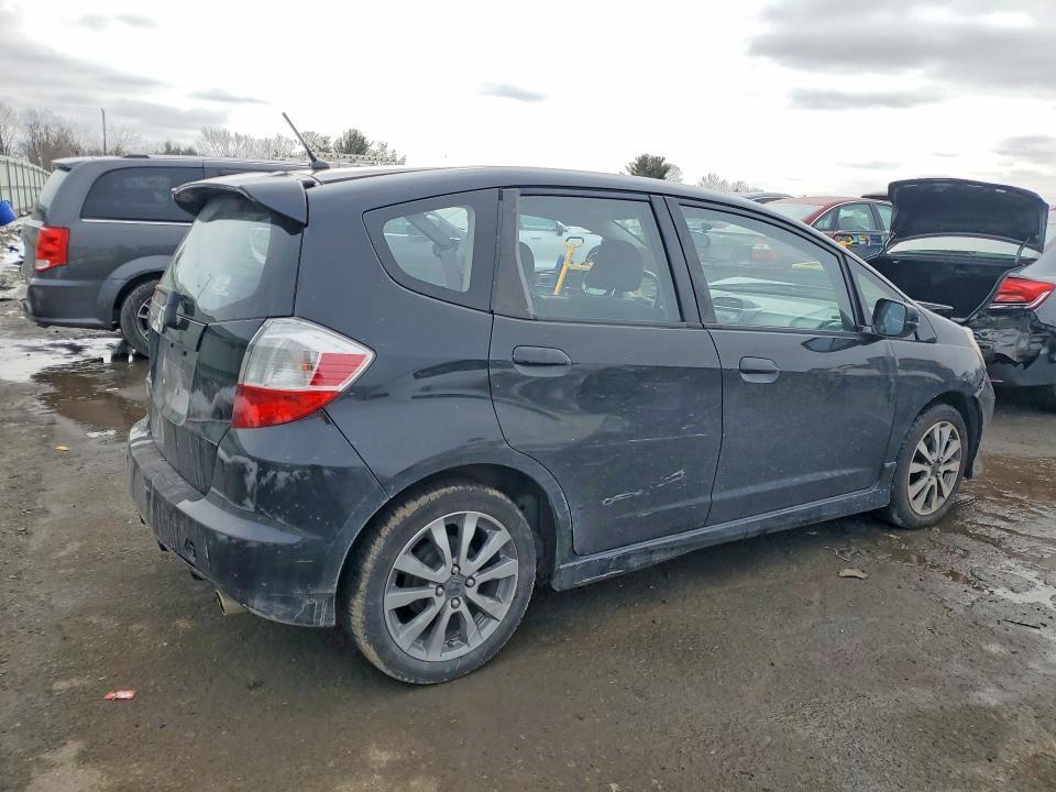 2013 Honda Fit Sport
