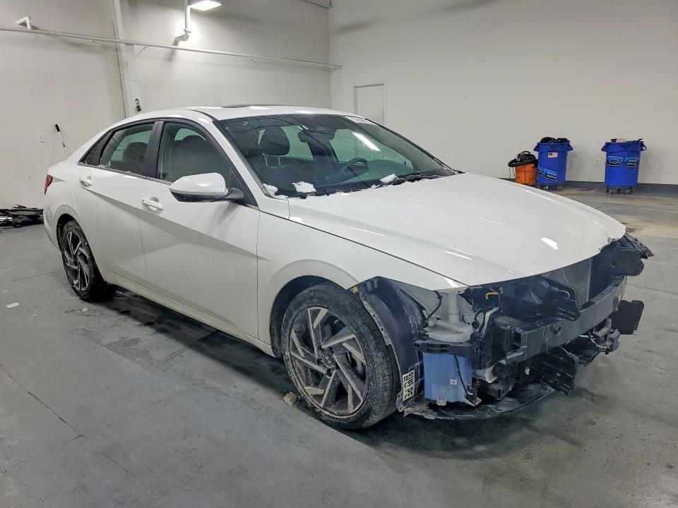 2025 Hyundai Elantra sel