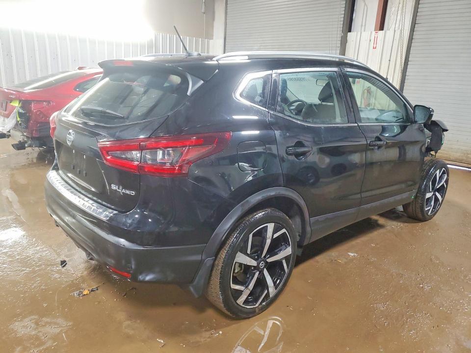 2022 Nissan Rogue Sport sl
