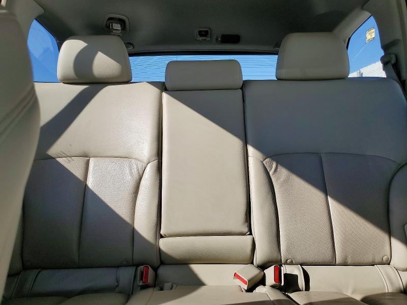 2010 Subaru Outback 2.5i Limited