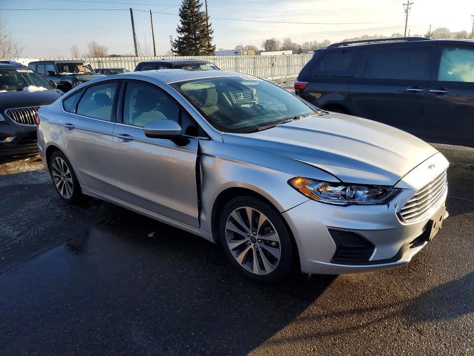 2019 Ford Fusion se