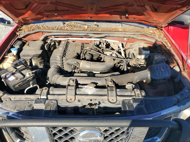 2011 Nissan Frontier s