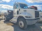 2016 Peterbilt 382 Semi Truck