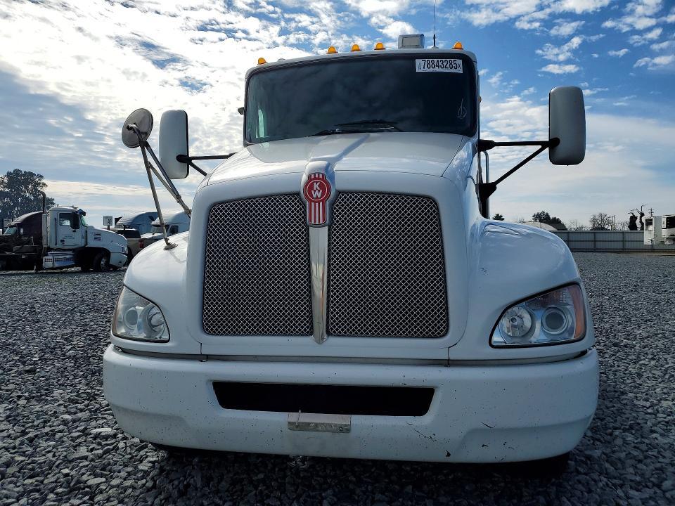 2015 Kenworth Constructi-flat bed Truck