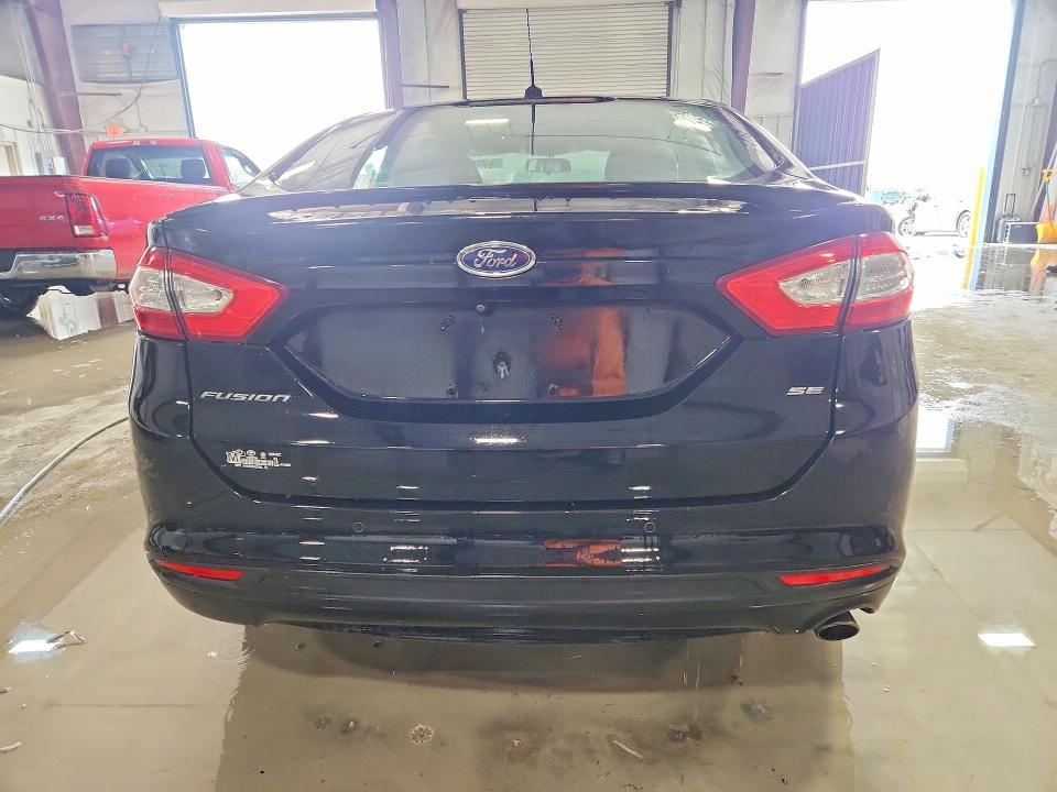2016 Ford Fusion se