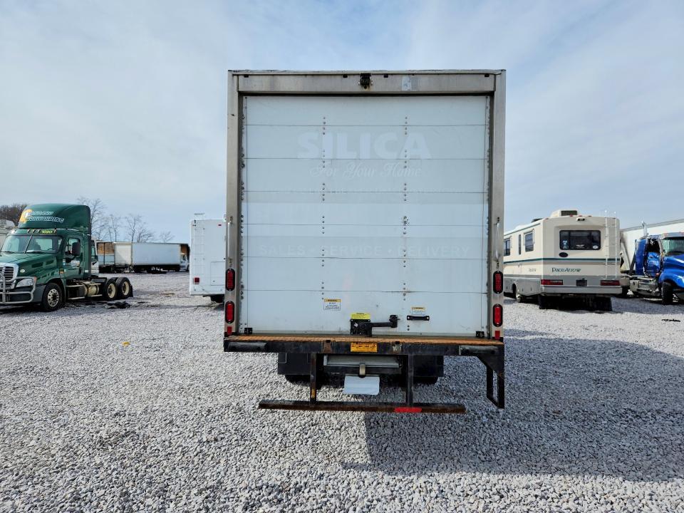 2022 Isuzu NPR HD BOX Truck