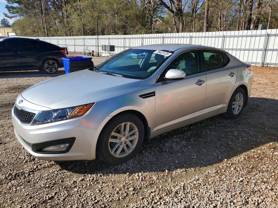 2013 KIA Optima lx