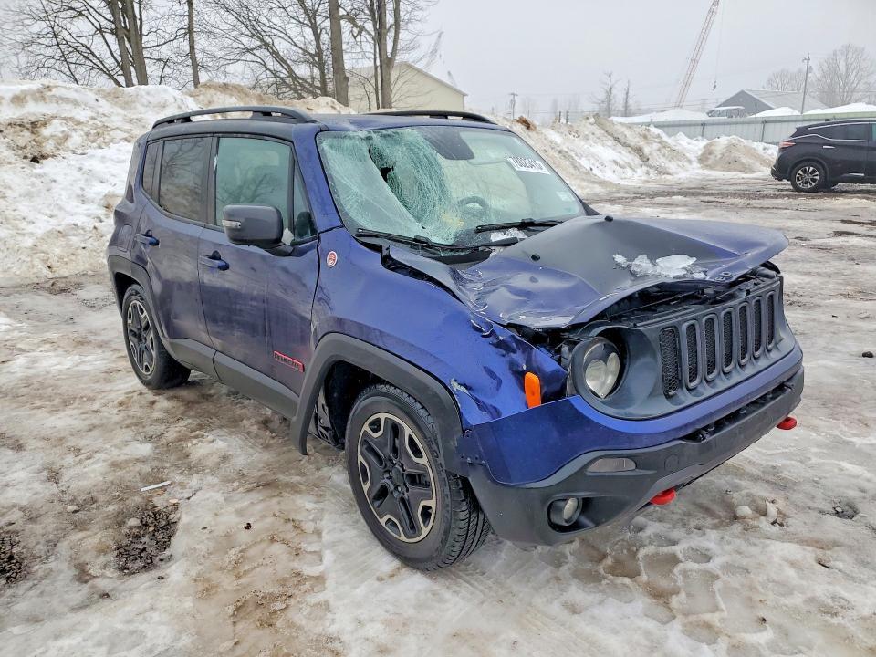 2016 Jeep Renegade Trailhawk
