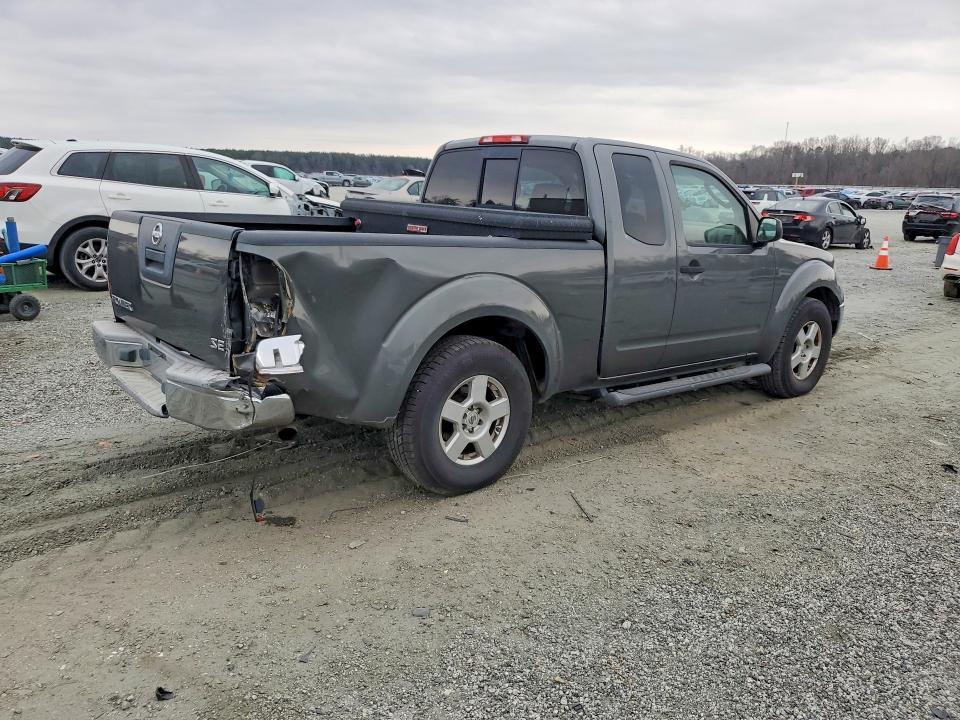 2006 Nissan Frontier King cab le