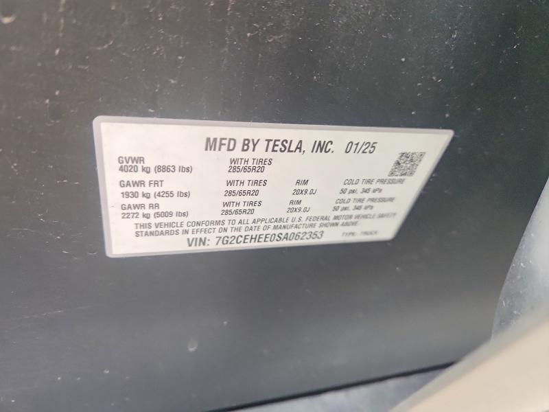 2025 Tesla Cybertruck