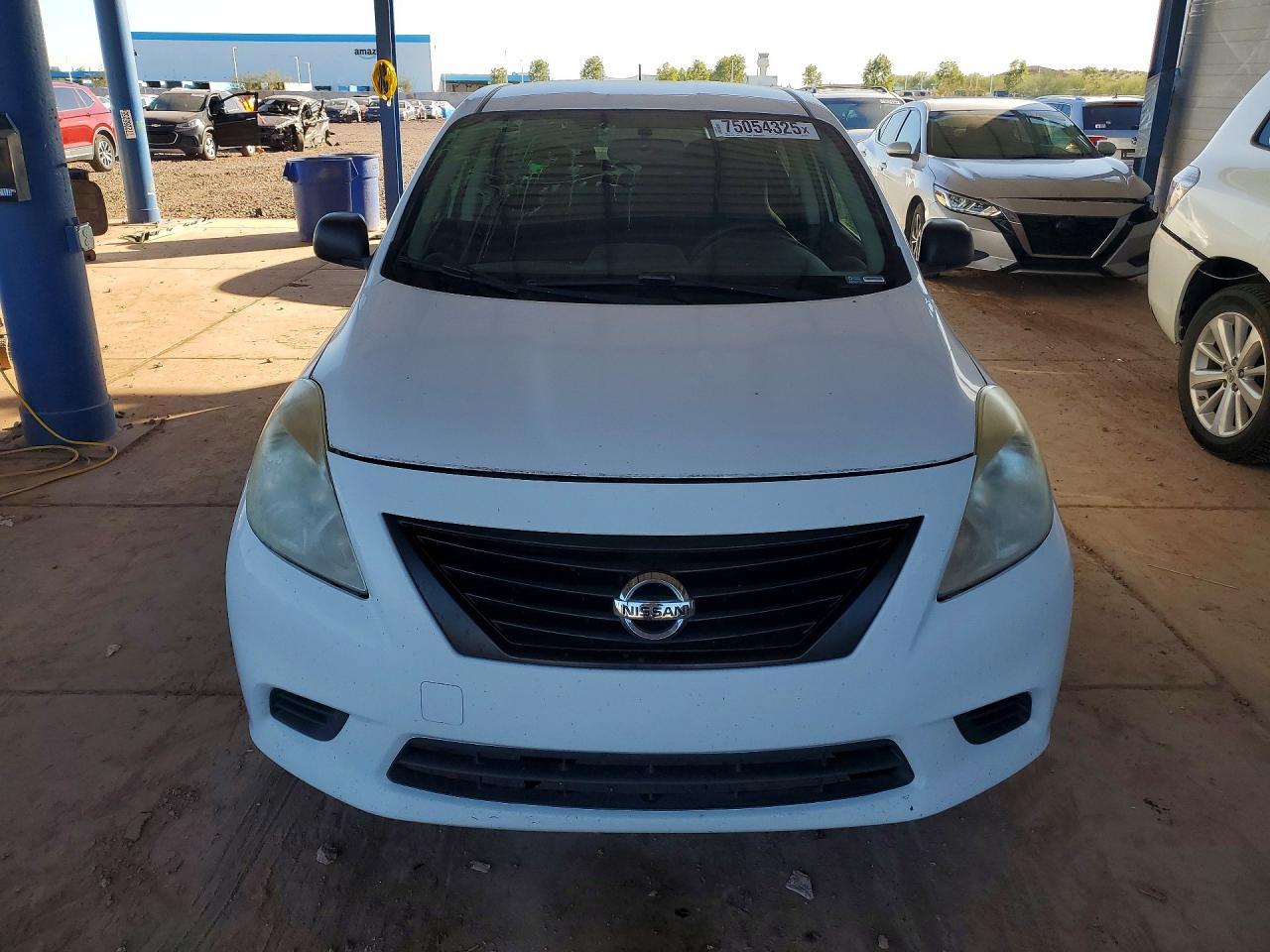 2012 Nissan Versa s