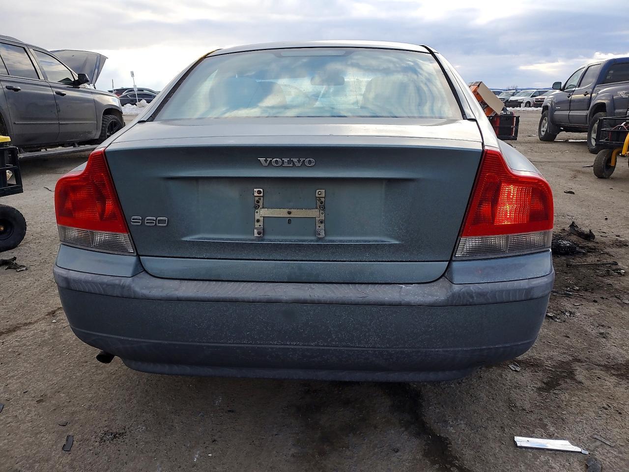 2004 Volvo S60