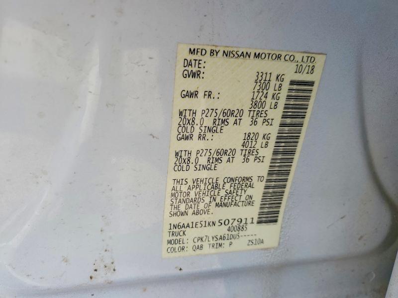 2019 Nissan Titan sv