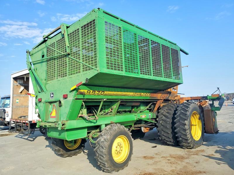 2000 John Deere Com-cotton Picker