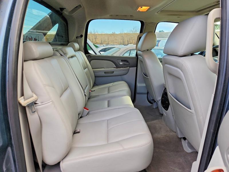 2012 Chevrolet Avalanche lt