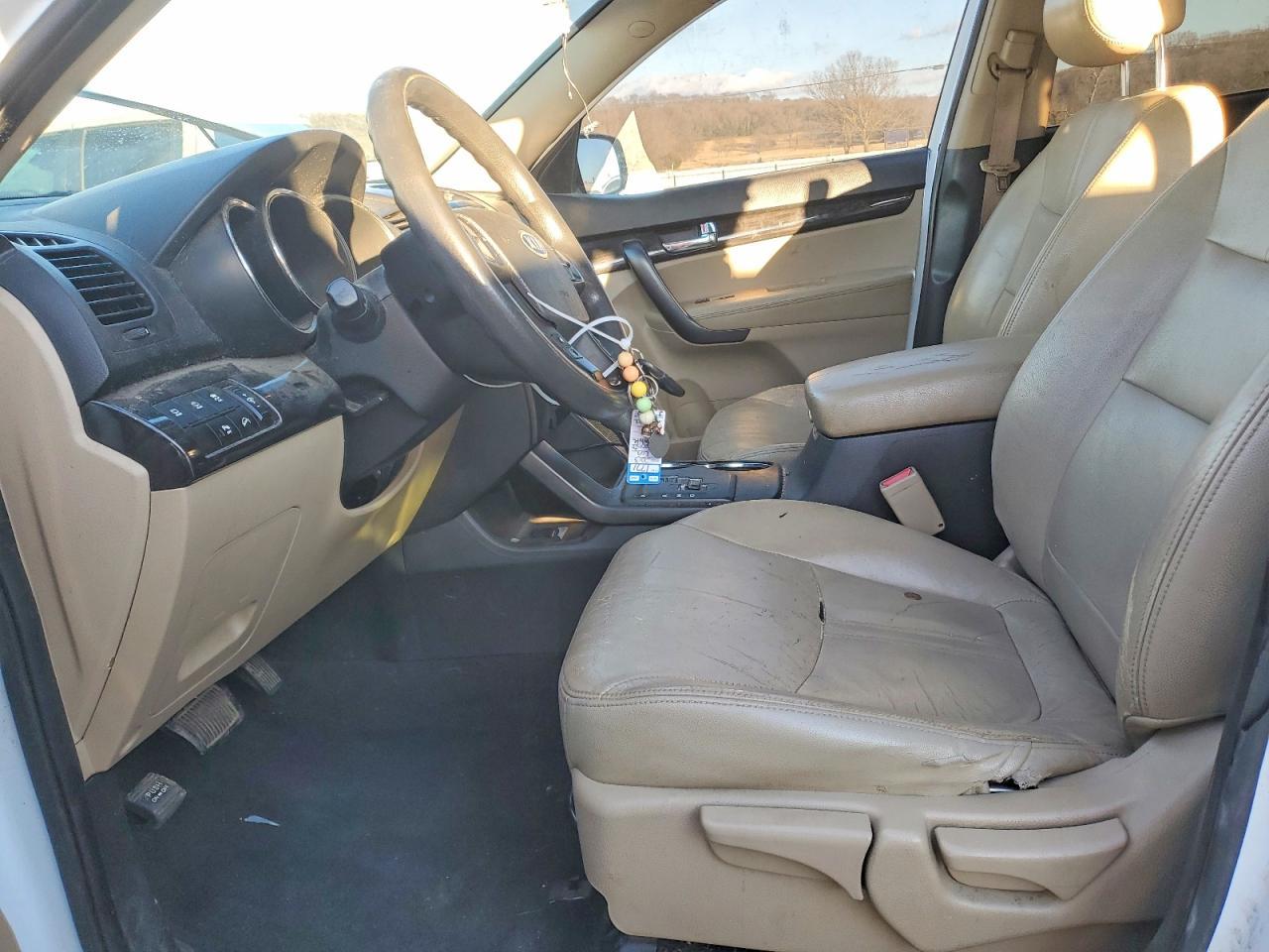 2013 KIA Sorento lx