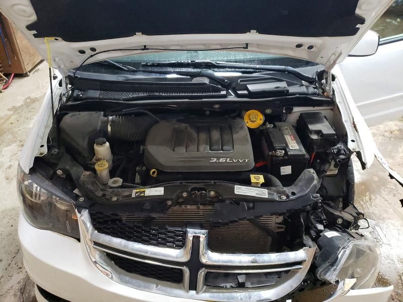 2016 Dodge Grand Caravan sxt