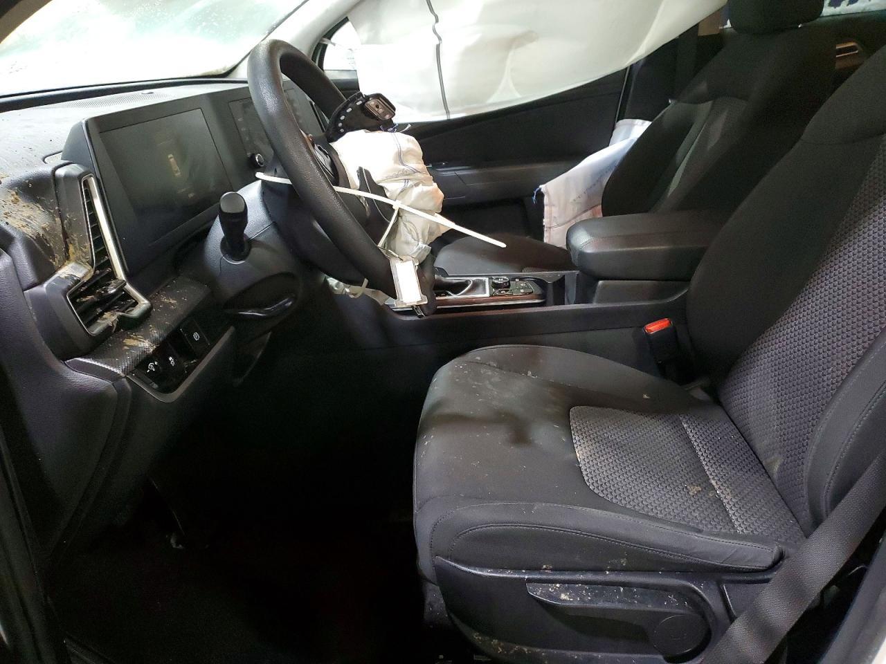 2025 KIA Sportage lx