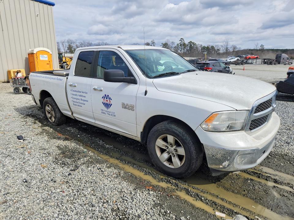 2015 Dodge Ram 1500 slt