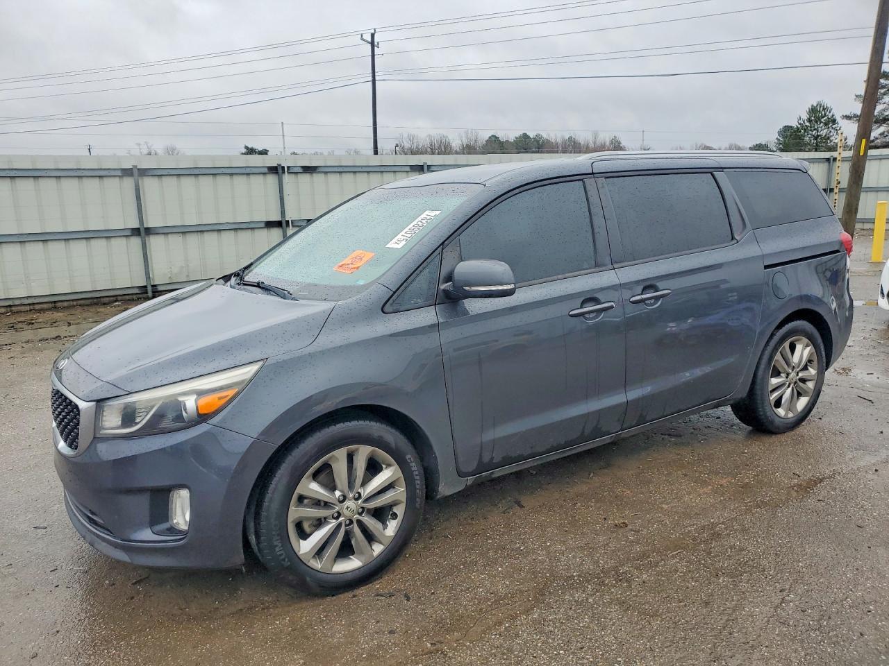 2016 KIA Sedona lx
