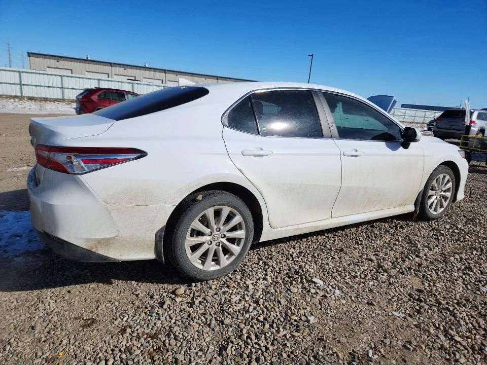 2020 Toyota Camry le