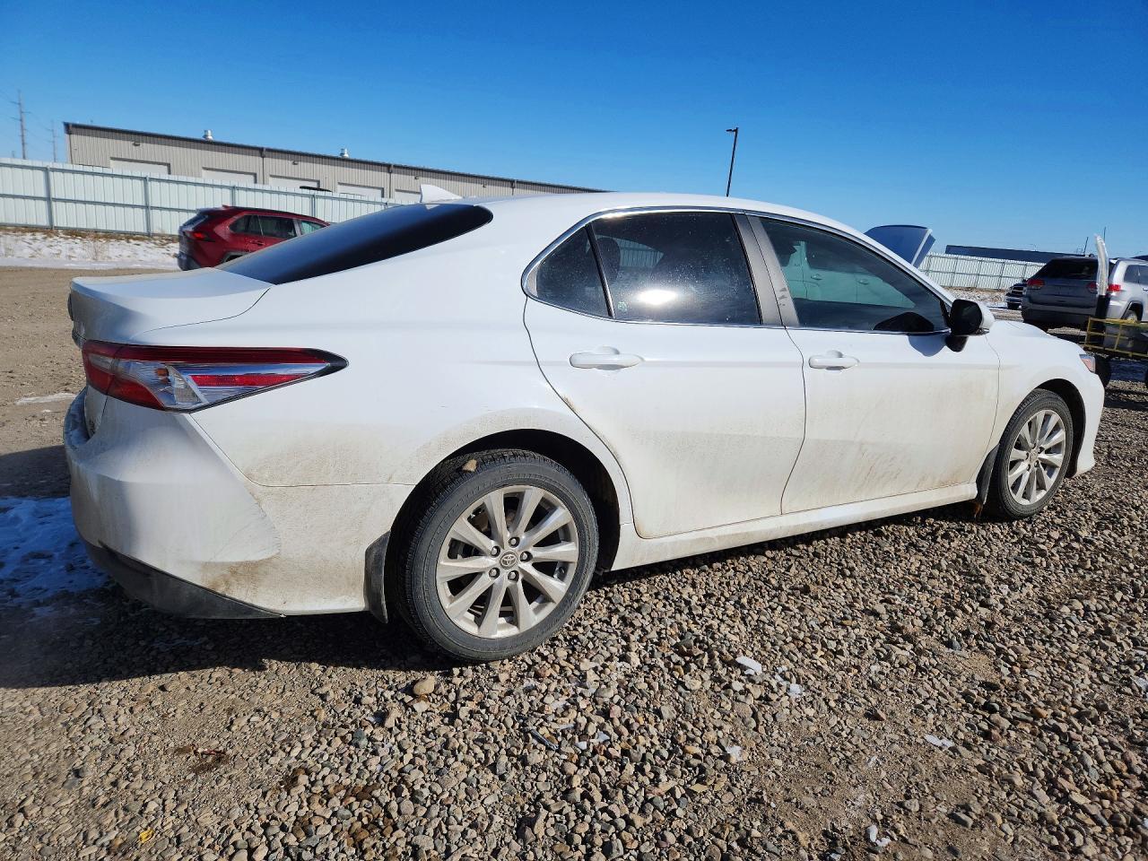 2020 Toyota Camry le