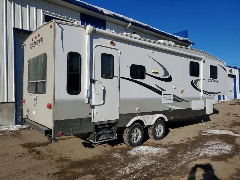 2015 Crossroads Rezerve-Camper
