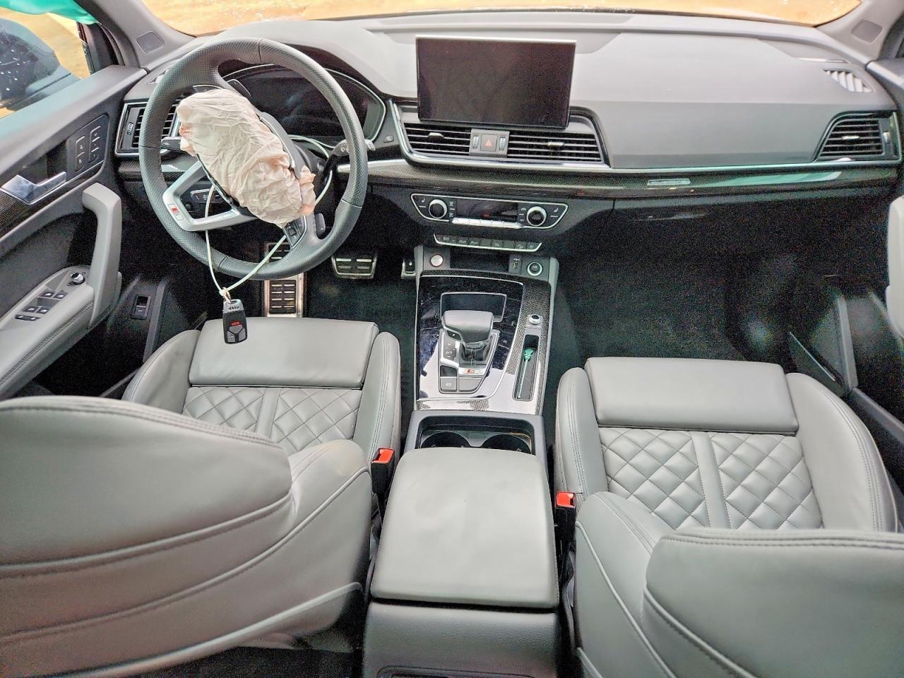 2025 Audi SQ5 Premium Plus