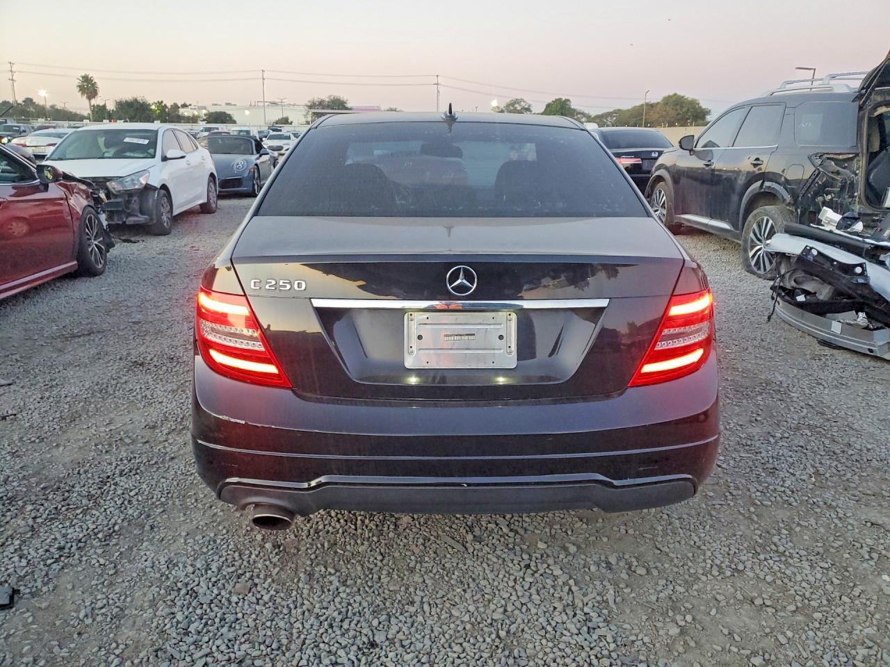 2012 Mercedes-Benz C 250