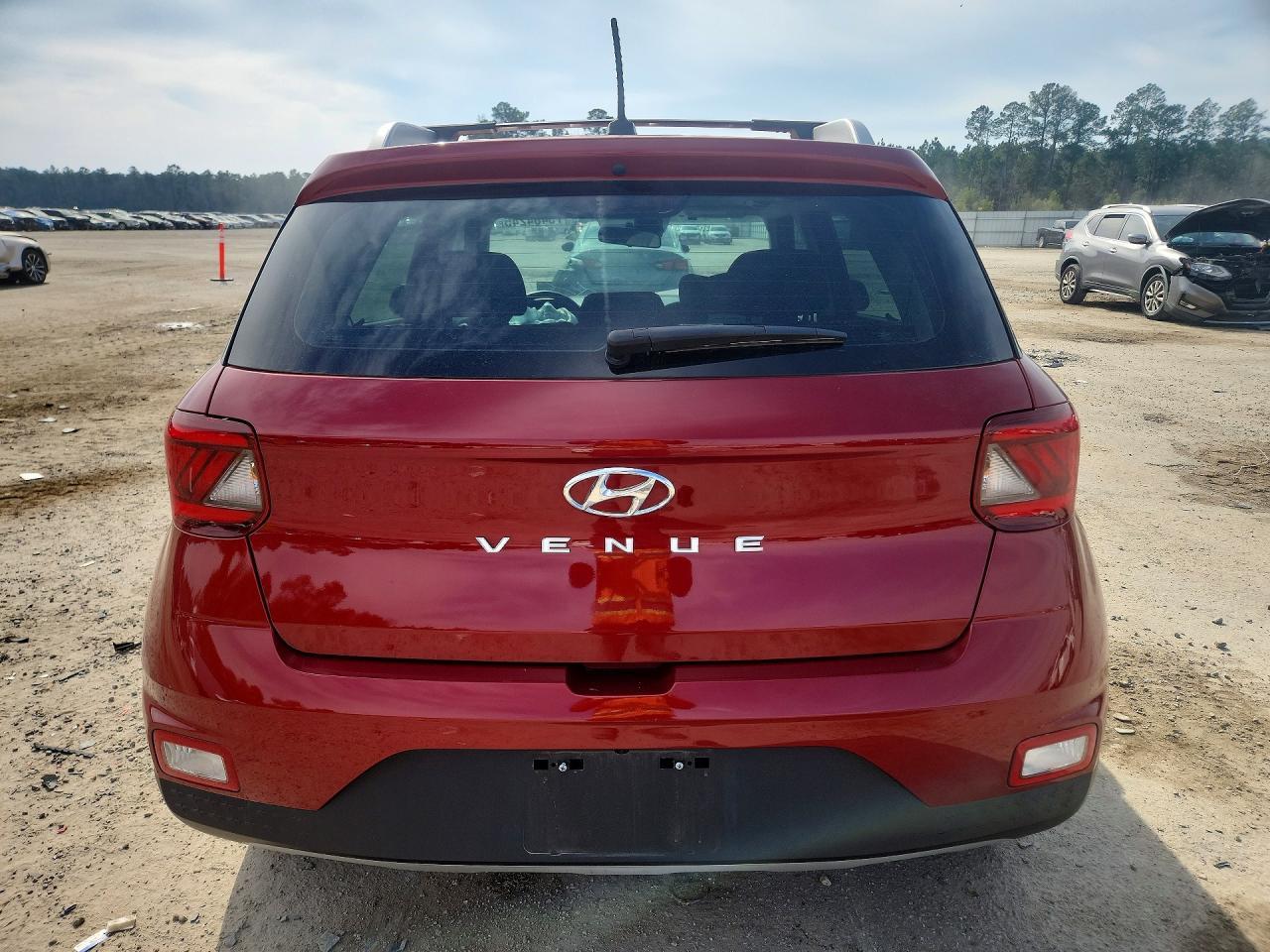 2024 Hyundai Venue sel