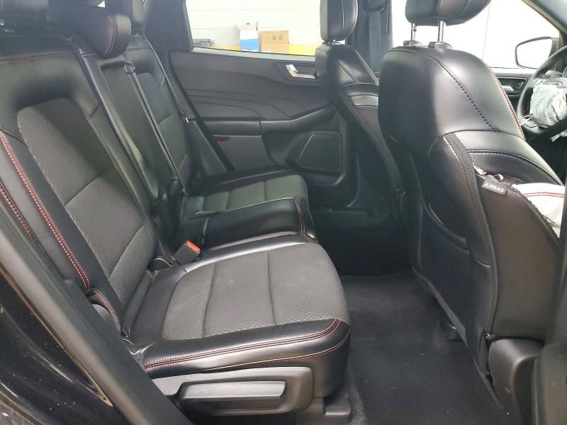 2023 Ford Escape st Line