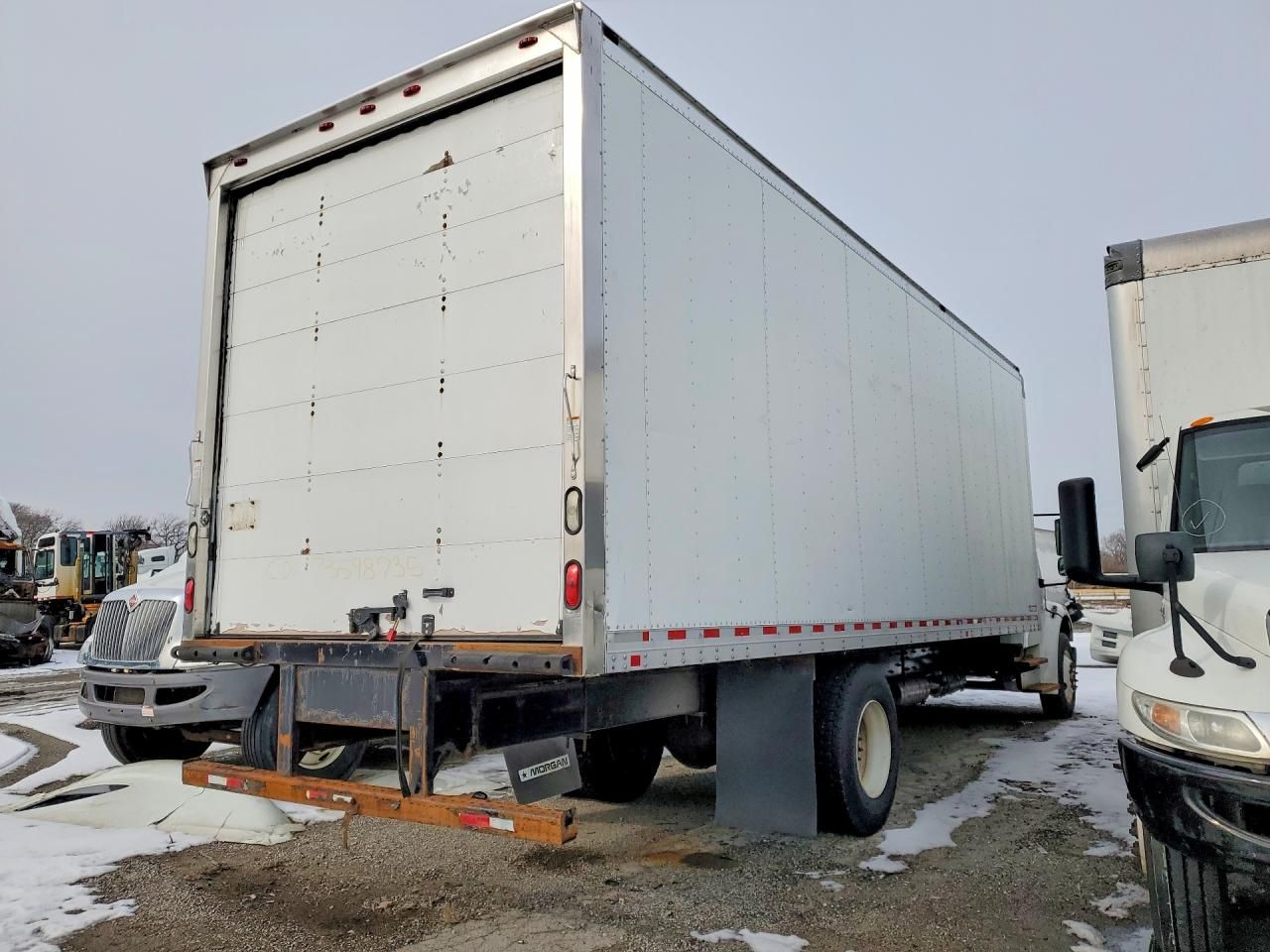 2017 Freightliner Business Class M2 BOX Truck