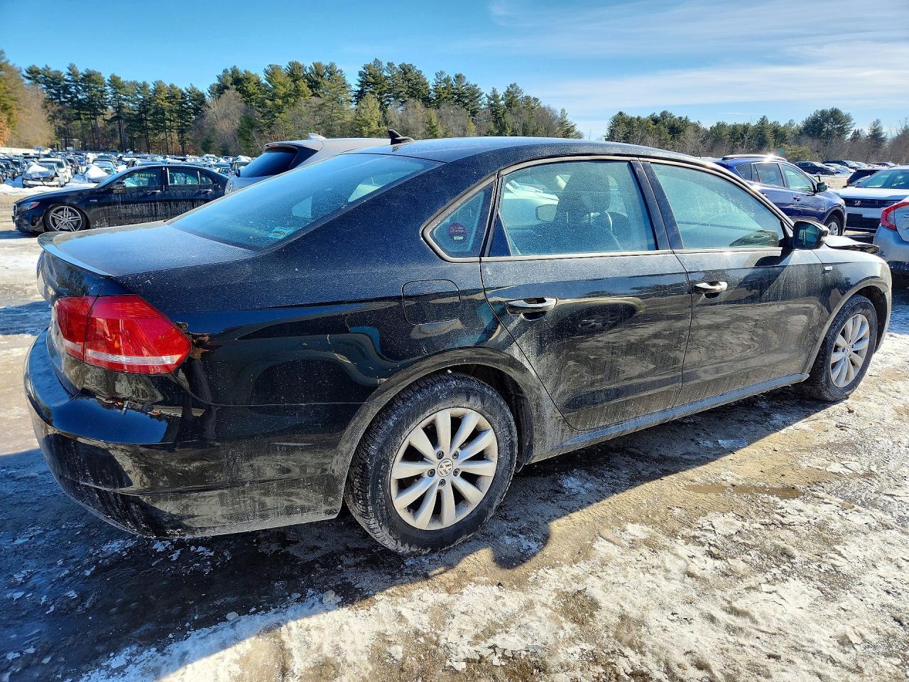 2013 Volkswagen Passat s