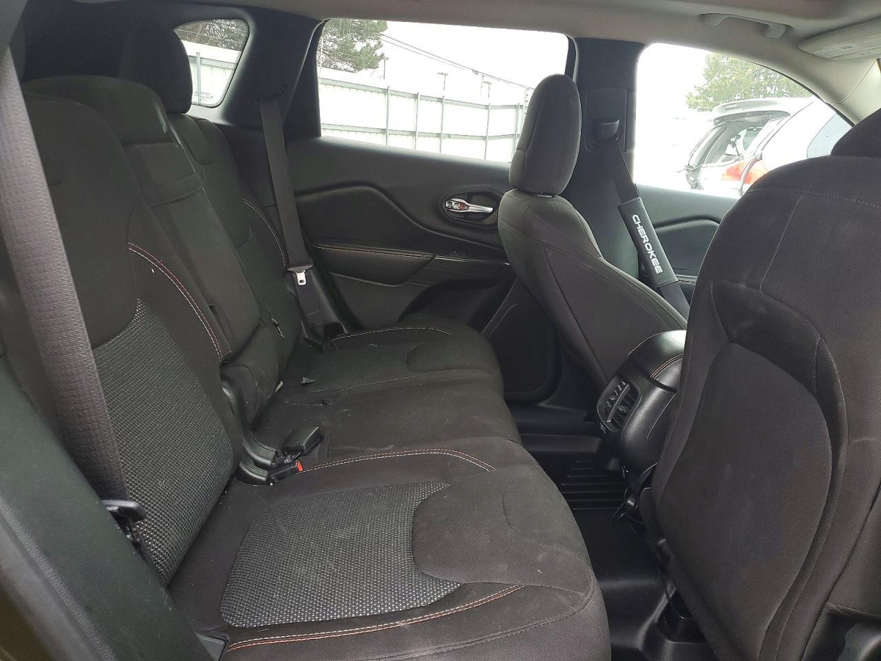 2016 Jeep Cherokee Latitude