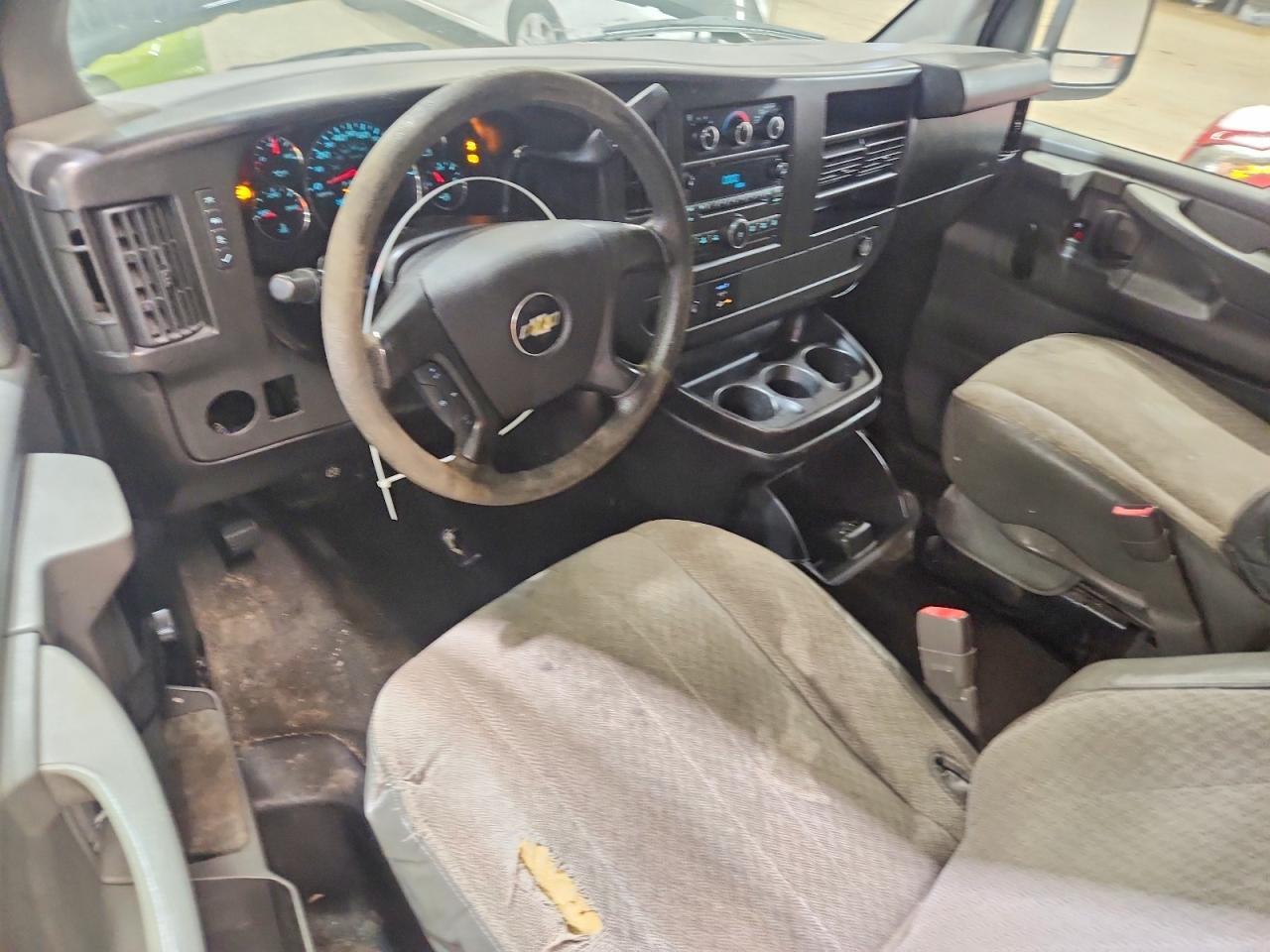 2013 Chevrolet Express G2500 ls