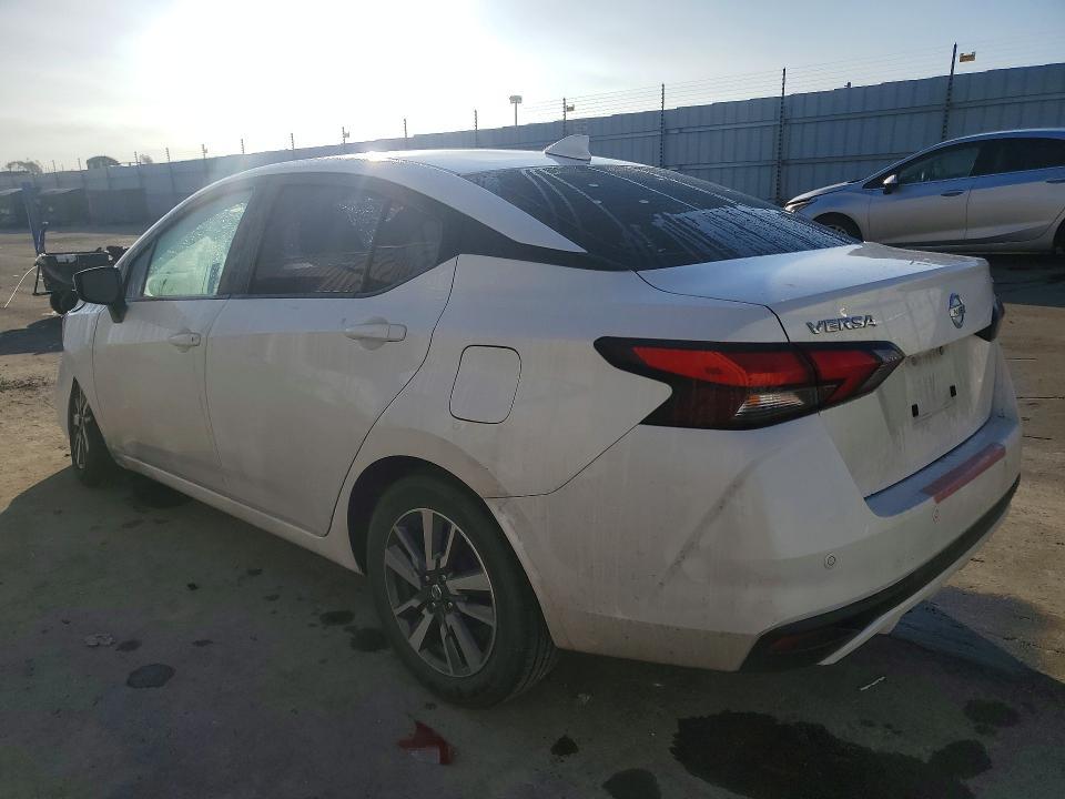 2020 Nissan Versa sv
