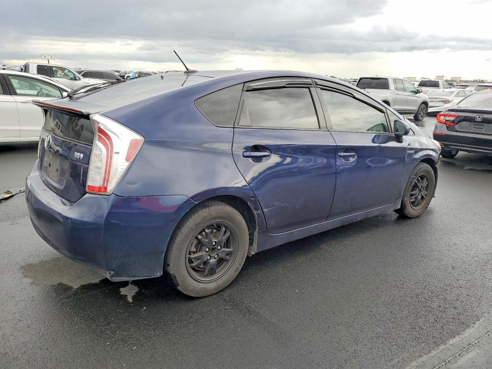 2014 Toyota Prius Three