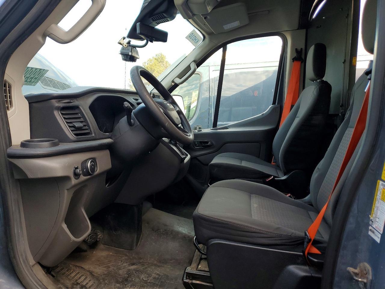 2020 Ford Transit 250 Delivery van