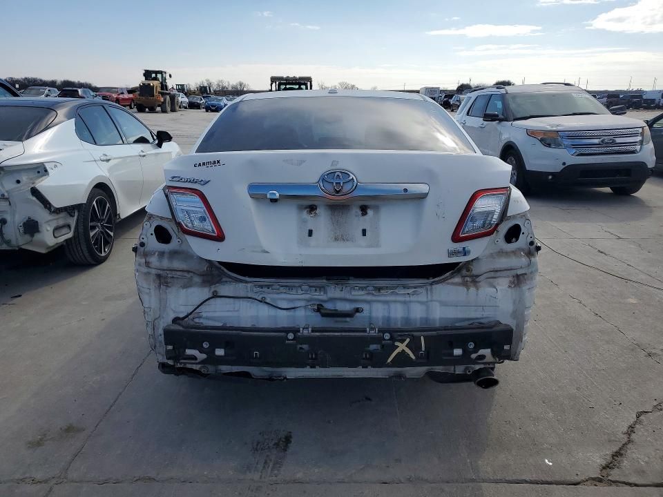 2011 Toyota Camry Hybrid