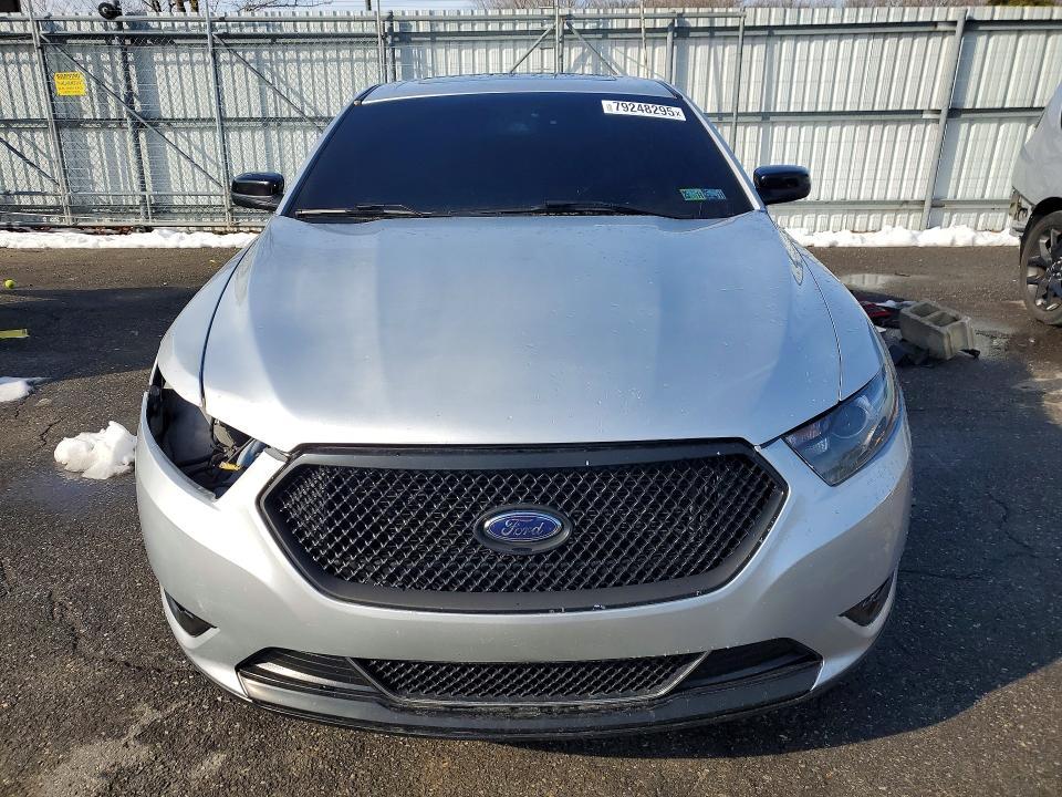 2017 Ford Taurus sho