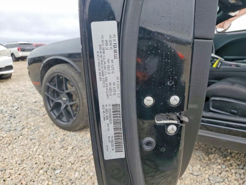 2016 Dodge Challenger sxt