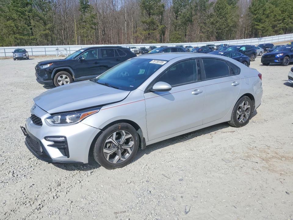 2021 KIA Forte lxs