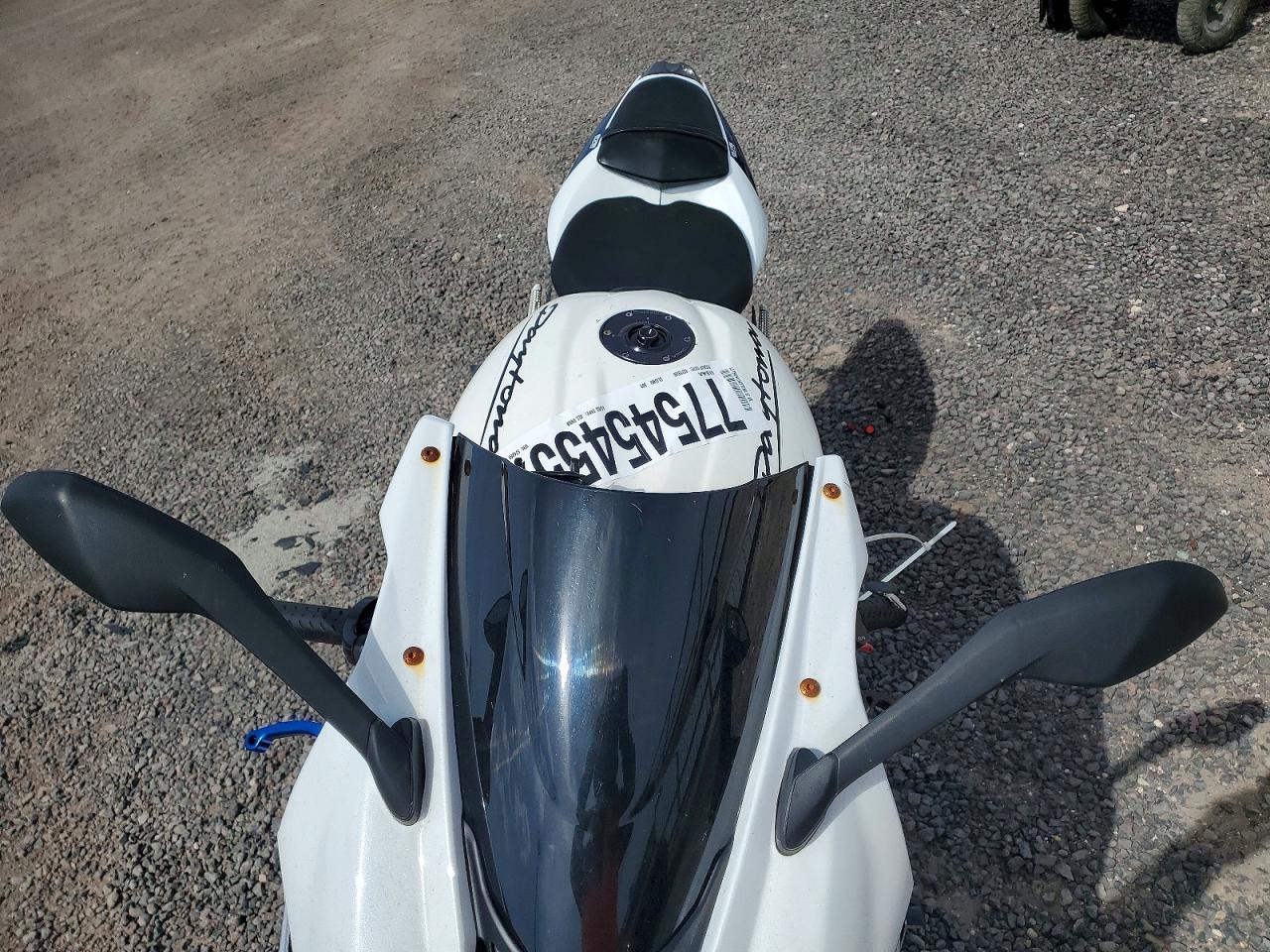 2013 Triumph Daytona 675