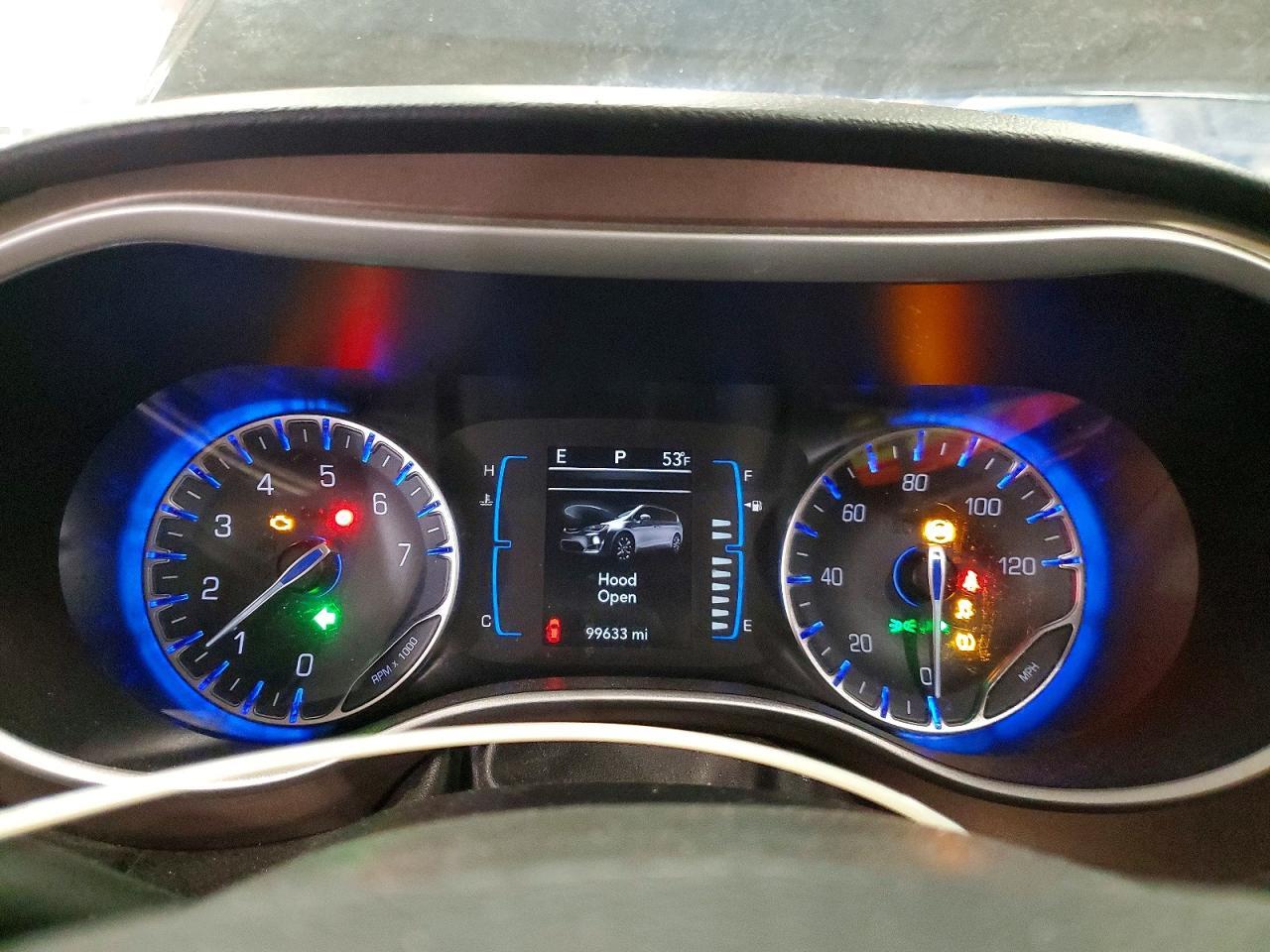 2017 Chrysler Pacifica Touring l