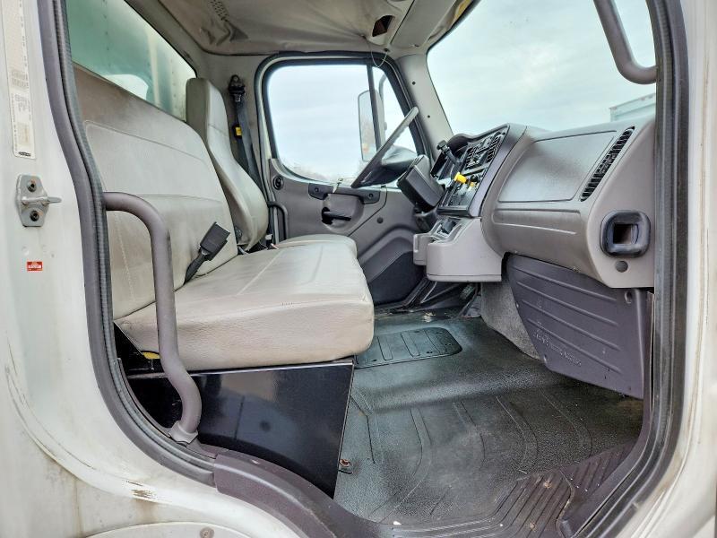 2014 Freightliner Business Class M2 Refrigerated BOX Truck