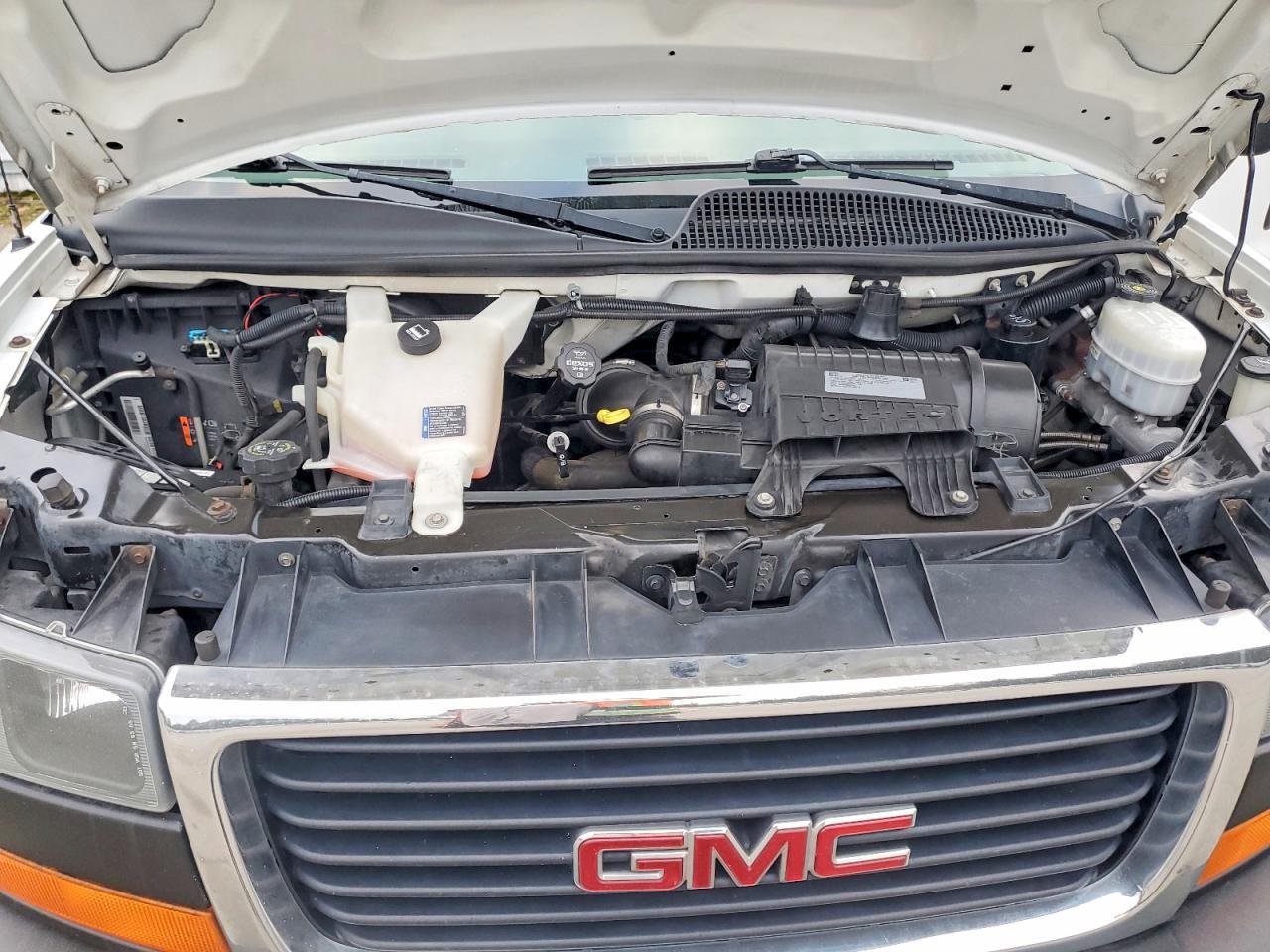 2017 GMC Savana 2500 Cargo Delivery Van