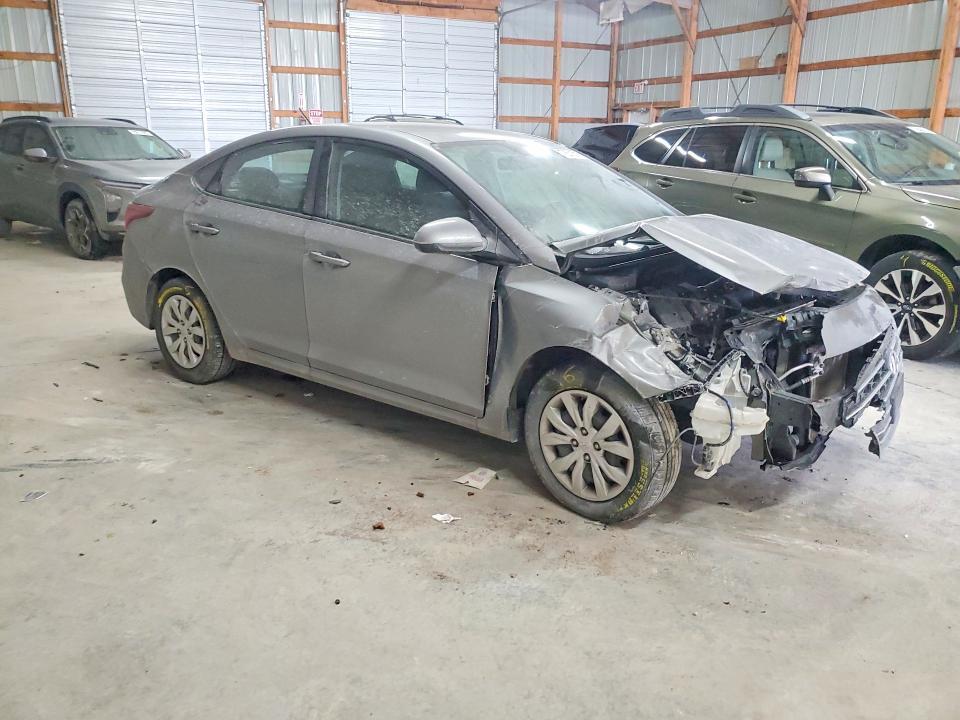 2021 Hyundai Accent se