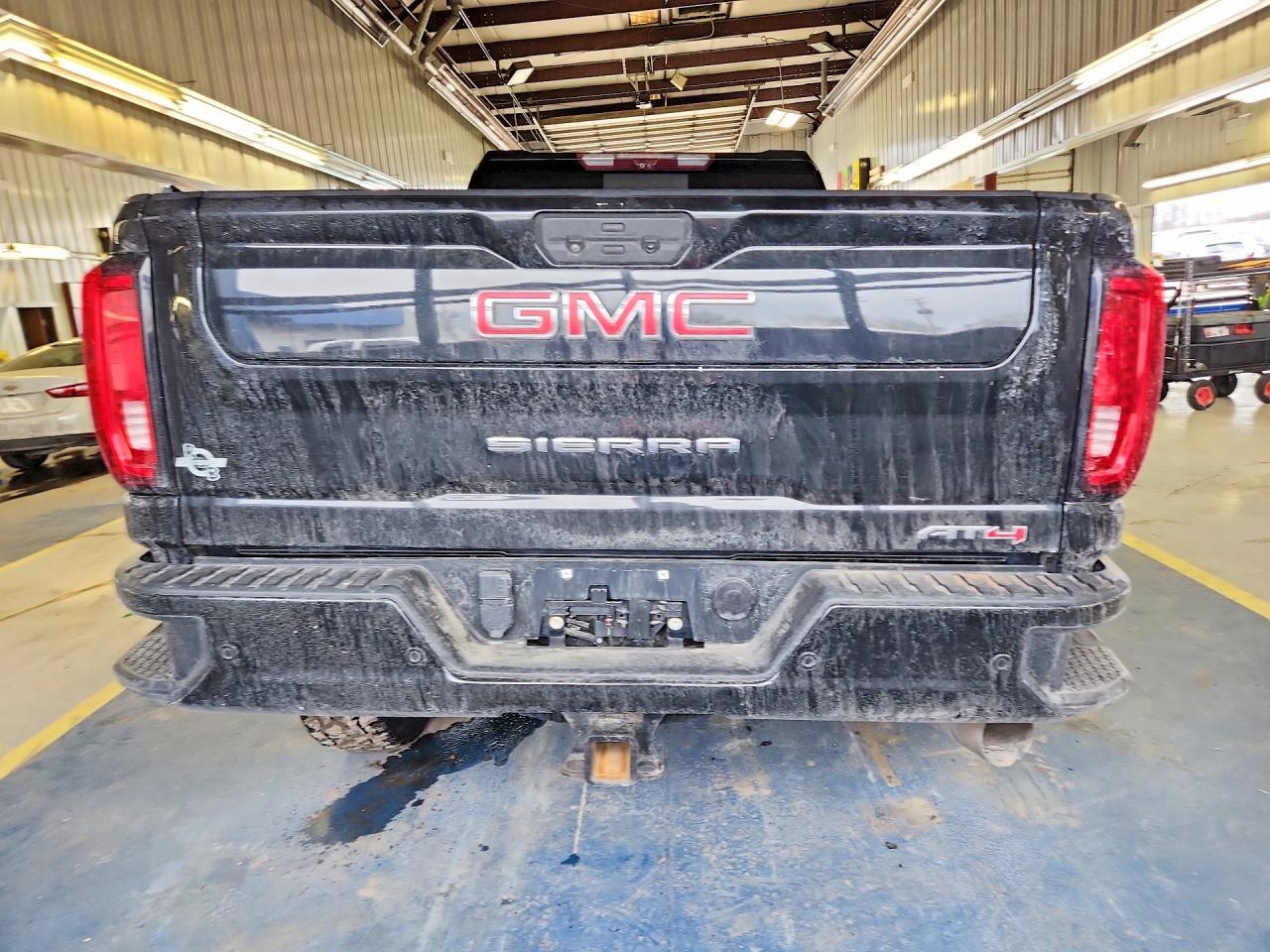 2020 GMC Sierra K2500 AT4