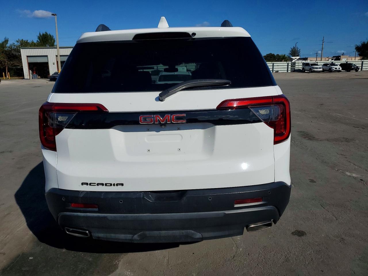 2021 GMC Acadia slt