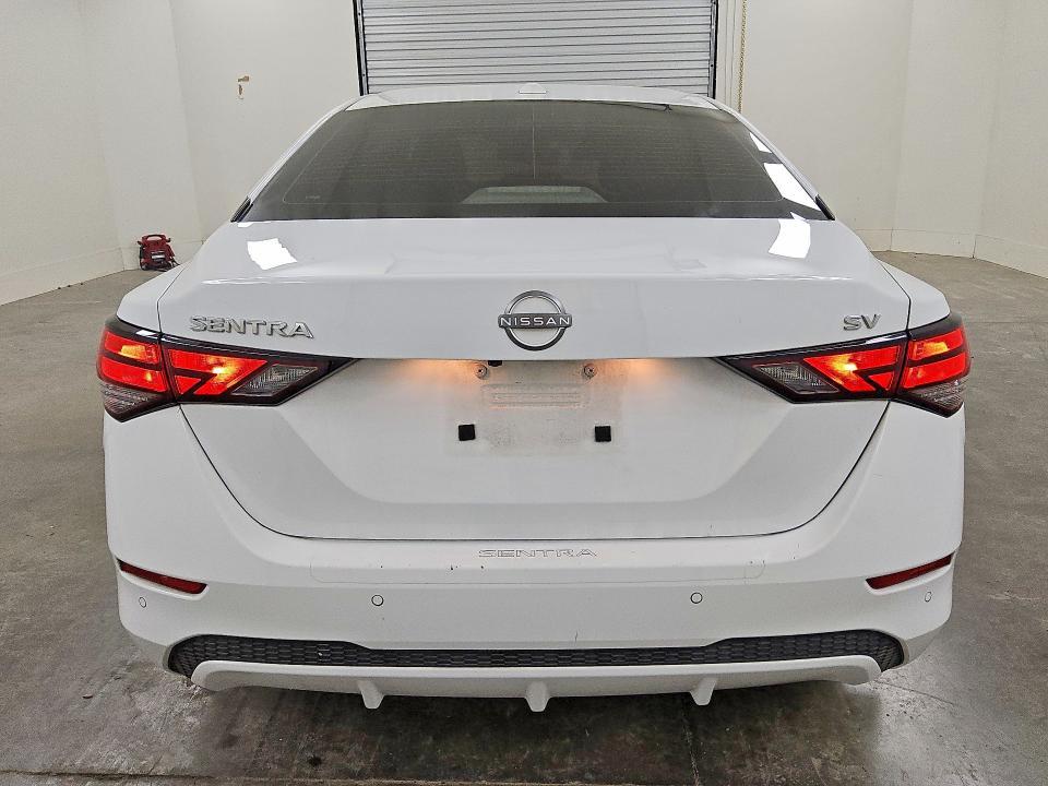 2024 Nissan Sentra sv